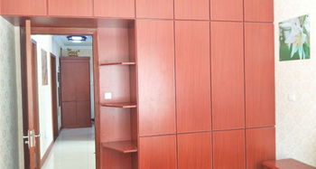 壹品華庭精裝美宅 銘牌家具家電齊備，尊享地下車位