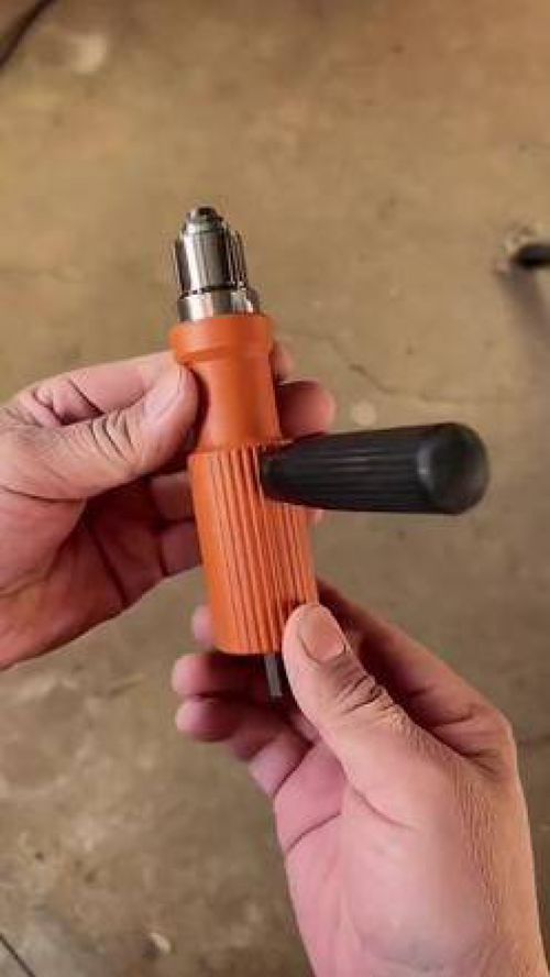 木工與電工 裝修中的專業(yè)分工與工具應用